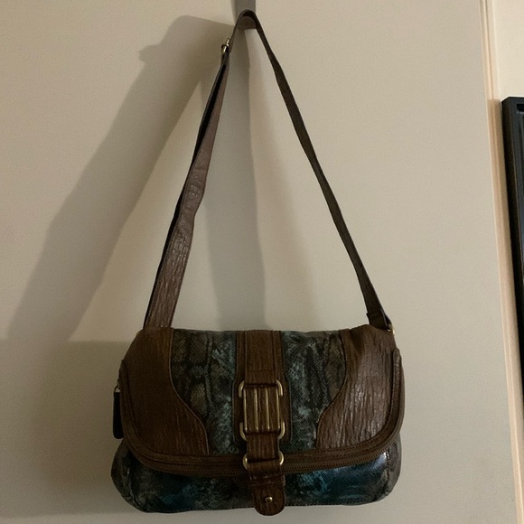 Jessica Simpson Handbags - 🤎JESSICA SIMPSON PURSE💚